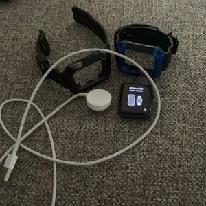 42 mm Apple series 3 watch no defects